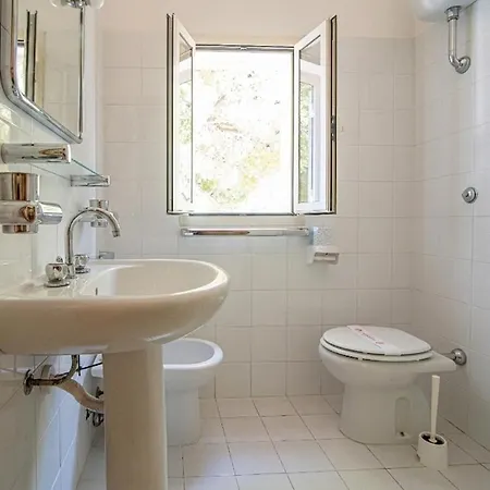 - Vacanze Coppa Di Cielo Bed & Breakfast